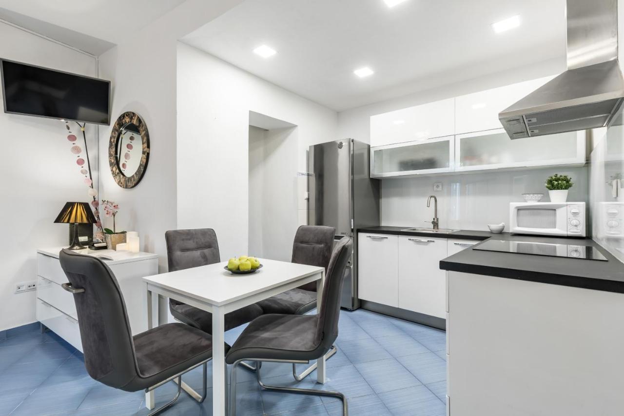 Charming Apartment Split Kültér fotó